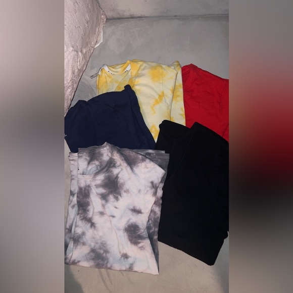 Pink Basic Tees (Crew Neck and V-Neck) - Picture 5 of 9